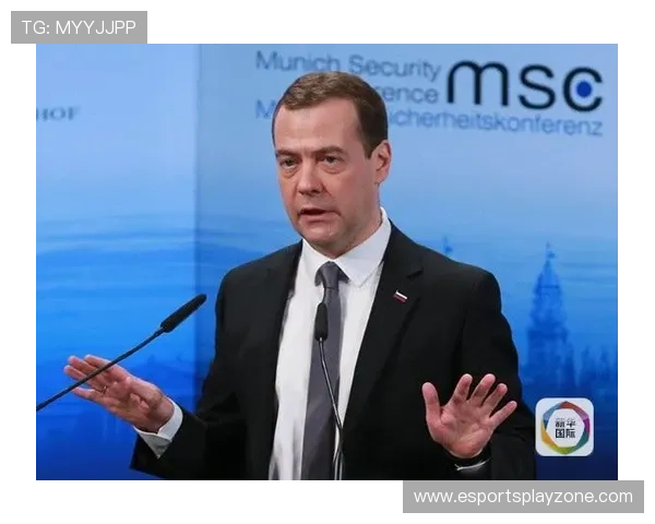 奎兰·索尔基尔德首回合裸绞降服杰米·穆拉基斩获10万美元奖金 奎兰·索尔基尔德首回合裸绞降服杰米·穆拉基斩获10万美元奖金